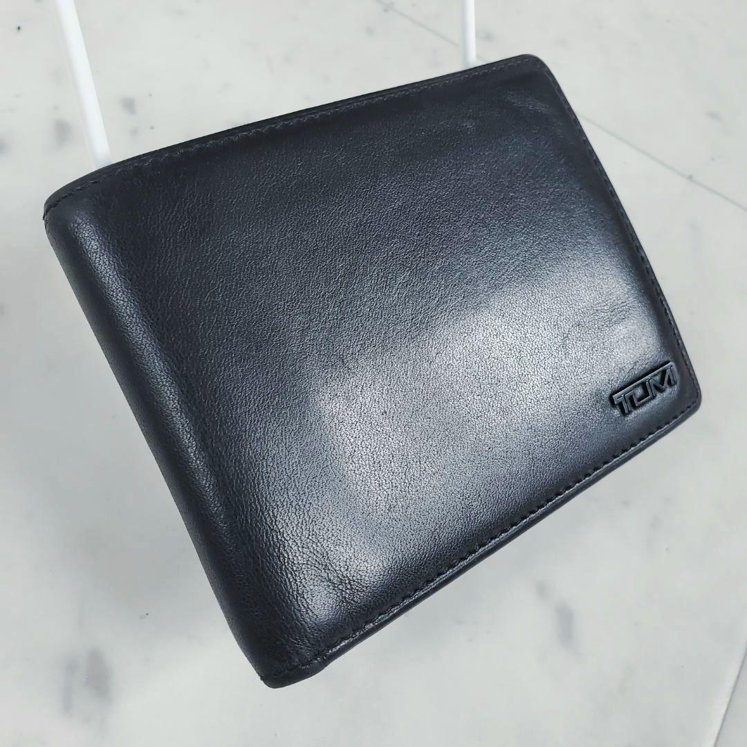 良品 TUMI トゥミ 二つ折財布 黒 希少 ロゴ 人気モデル メンズ レア