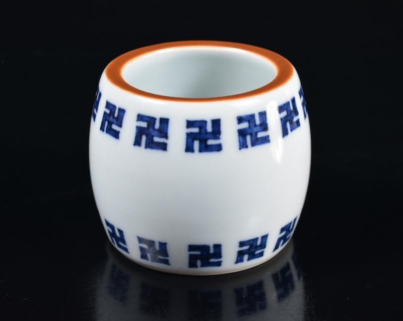 数量限定 煎茶道具 三浦竹泉造 染付 左万字文 蓋置 共箱 V R2305 QIa21-m30192671201 通販超歓迎