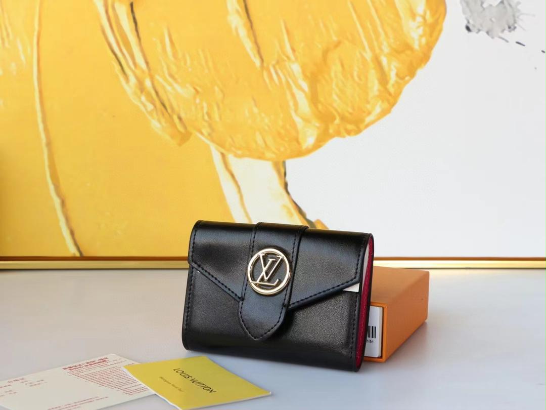 美品ルイ?ヴィトン? レディース ブラック 三つ折り ショート財布