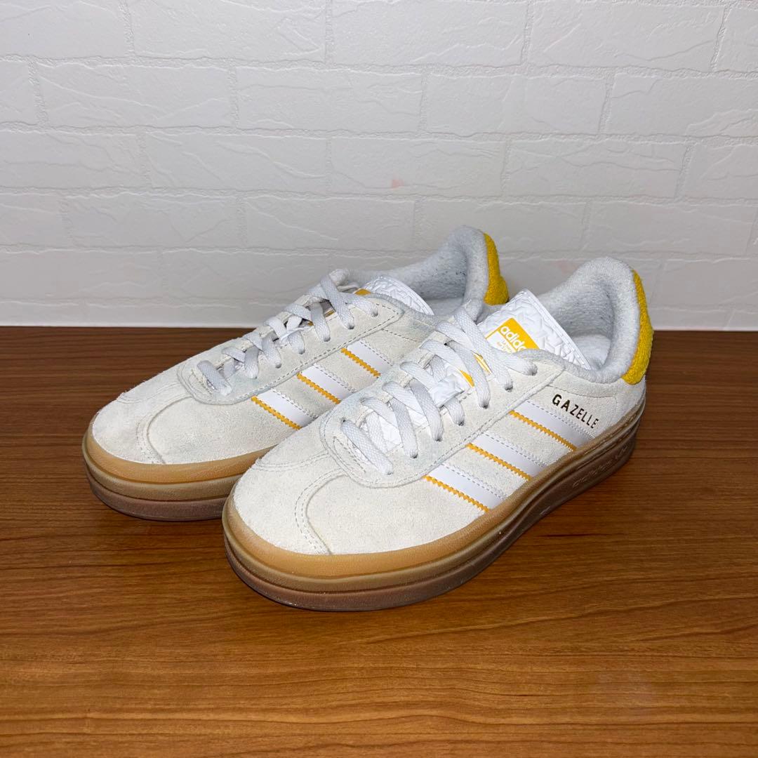 アディダスオリジナルス ガゼル ボールド アイボリー イエロー 厚底