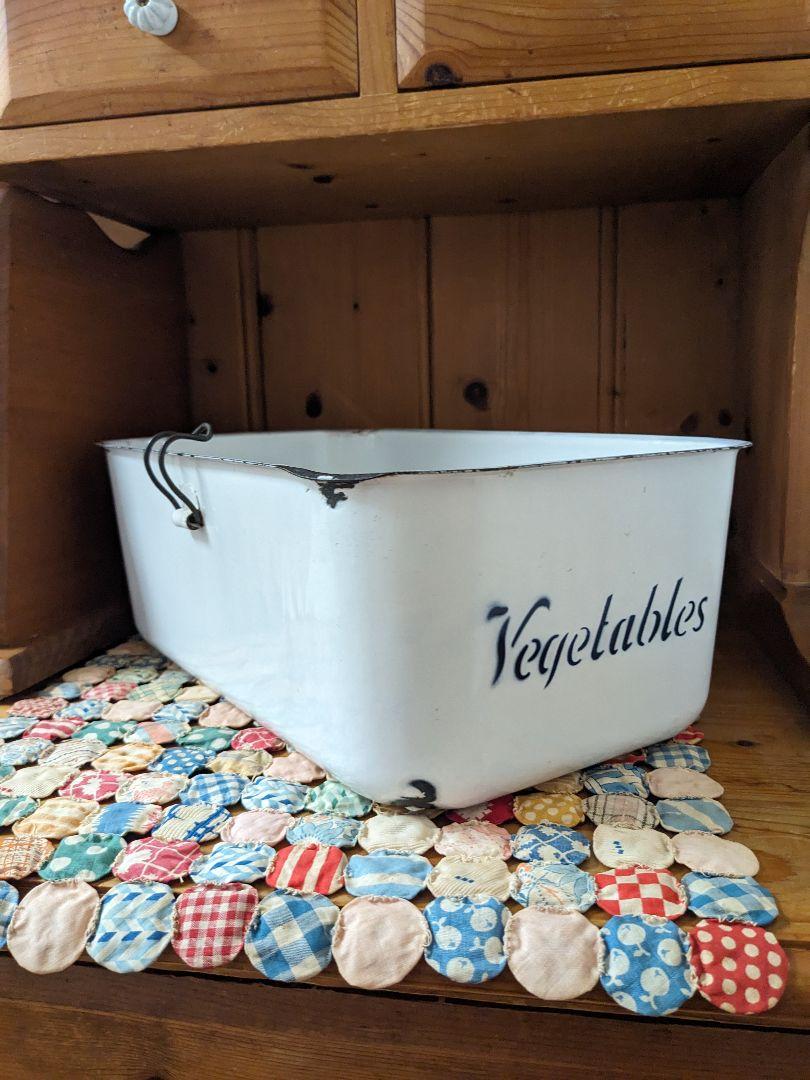 希少アンテークホーロー Vegetables缶