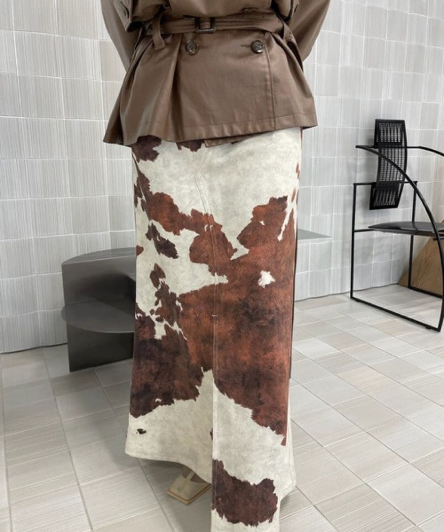 Ameri COW PATTERN SUEDE LIKE SKIRTM