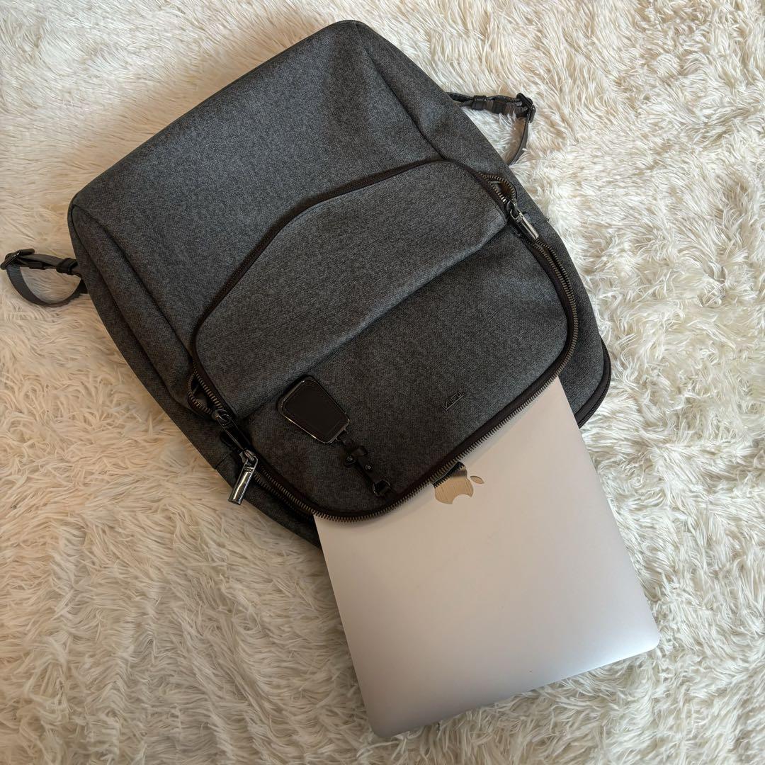 美品トゥミ SINCLAIR ハーロウ リュック TUMI グレー バックパック 画像9