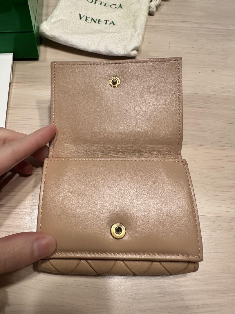 格安新品  最終値下げ】BOTTEGA VENETA 三つ折り財布 ベージュ 小物