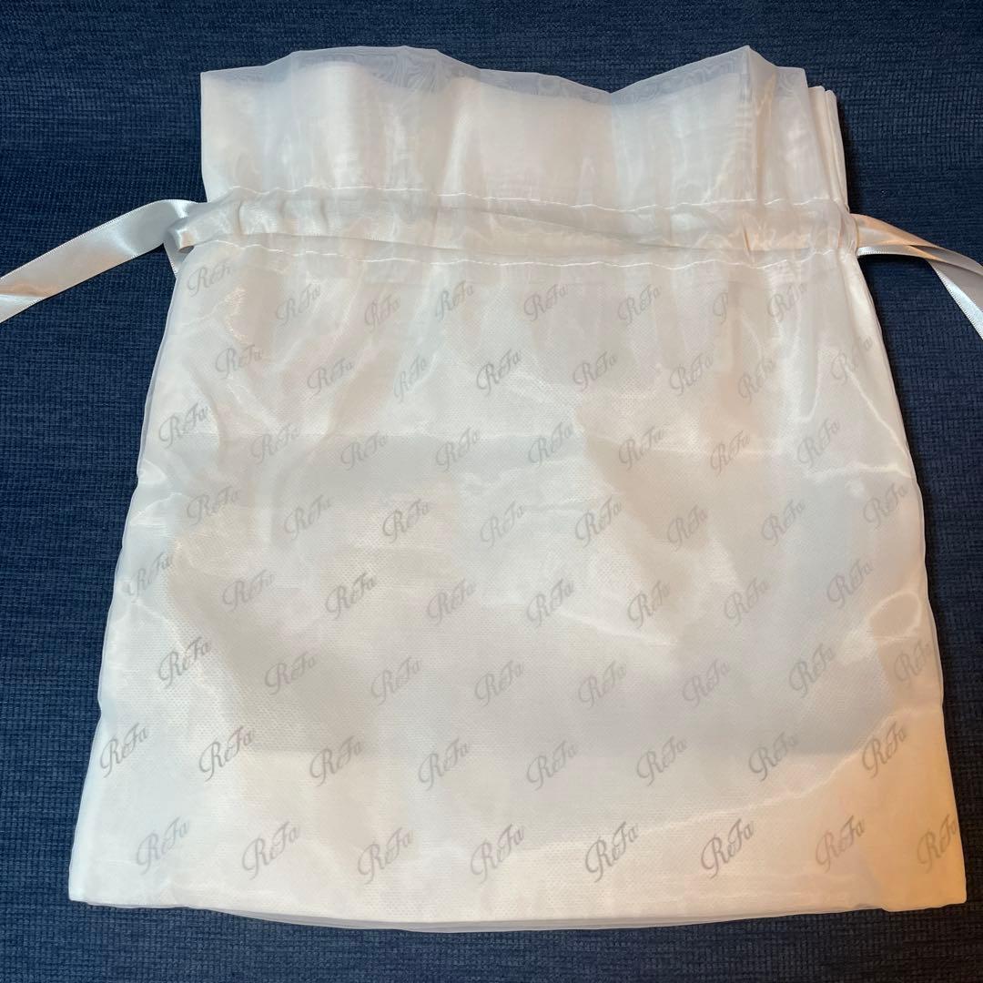ReFa ロゴ入りギフト袋 ホワイト ショッパー - メルカリ