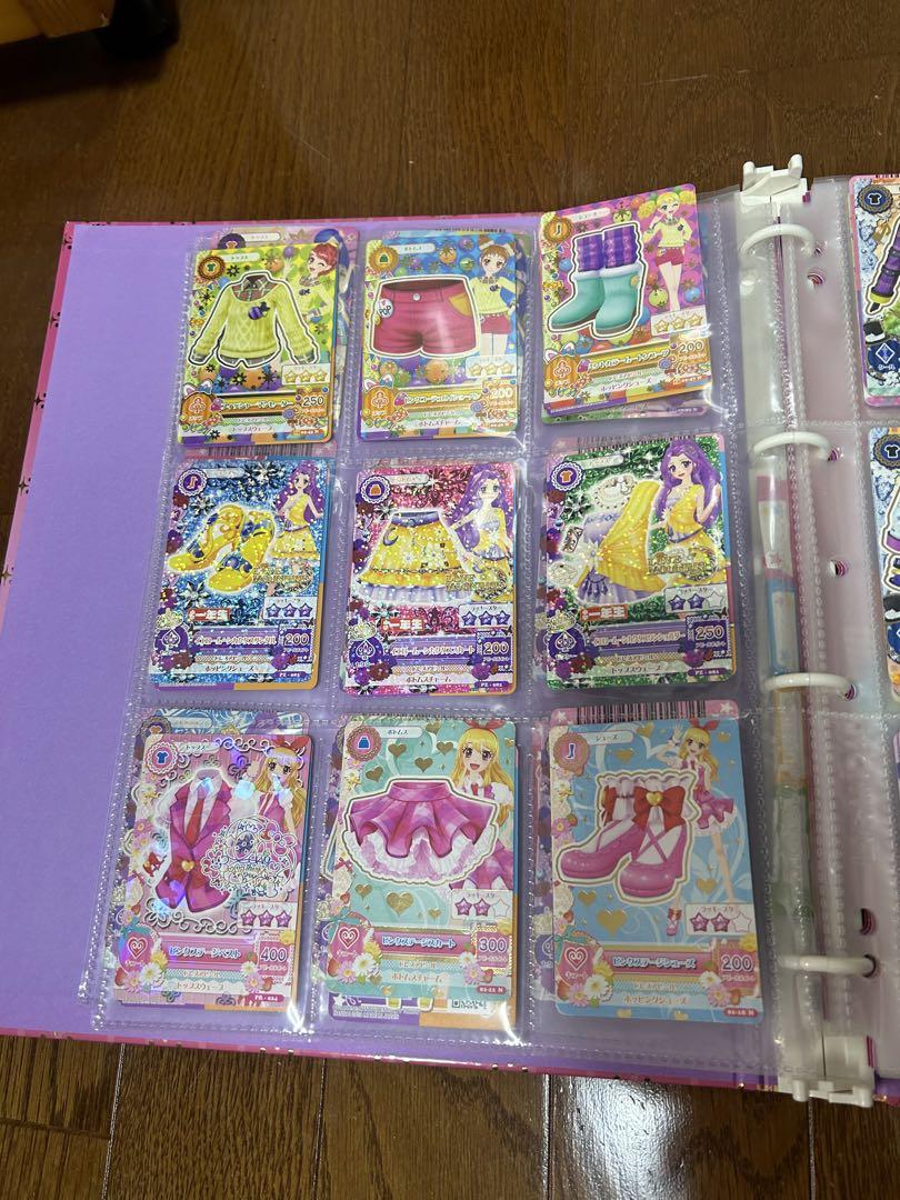 アイカツカード 大量セット バインダー(ケース)付き ゲーム アイカツカード 大量セット バインダー(ケース)付き ゲーム