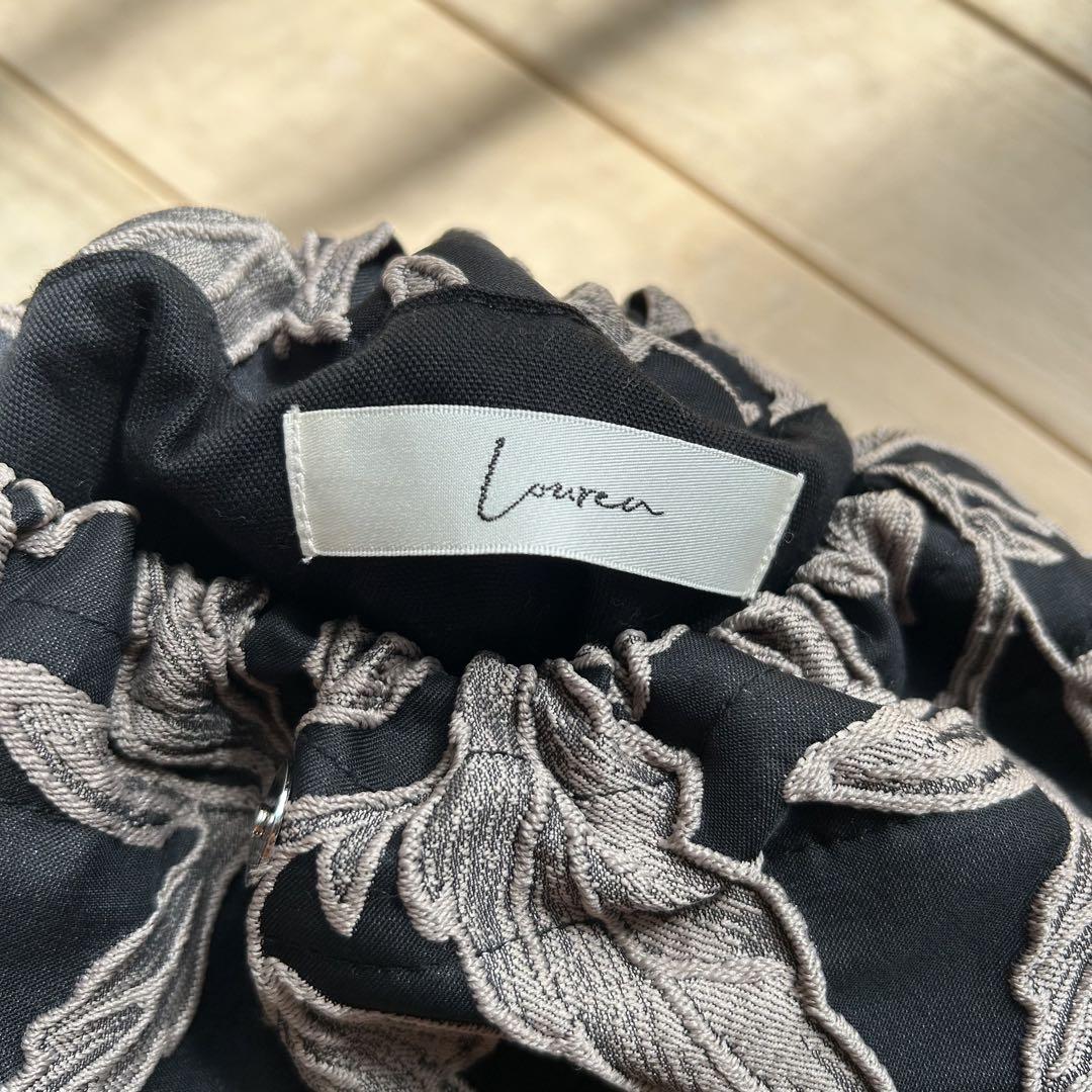 【美品】Louren flower jacquard clutch bag