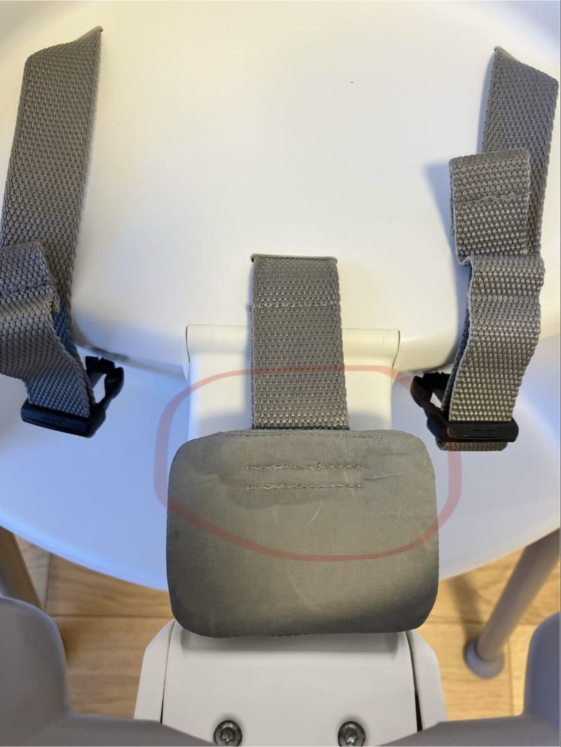 ベビービョルン BABYBJORN 　ハイチェア　ハーネス付