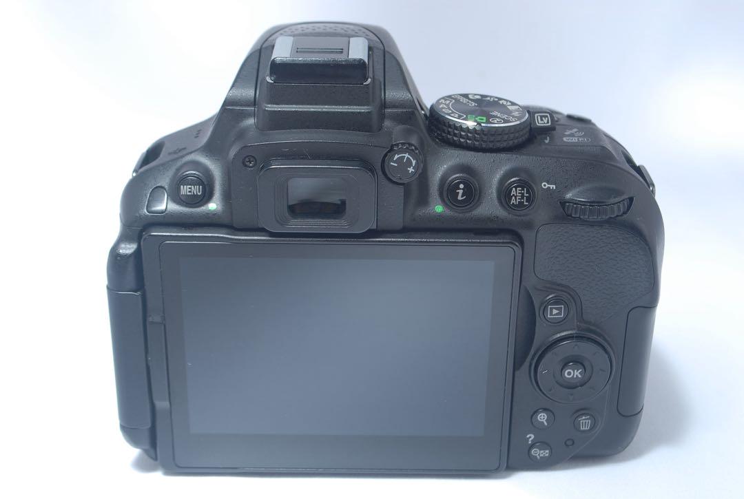 Nikon D5000⭐️ニコン スマホ転送 運動会 一眼レフ バリアングル液晶 ASCII.jp：バリアングル液晶搭載のニコン「D5000」登場
