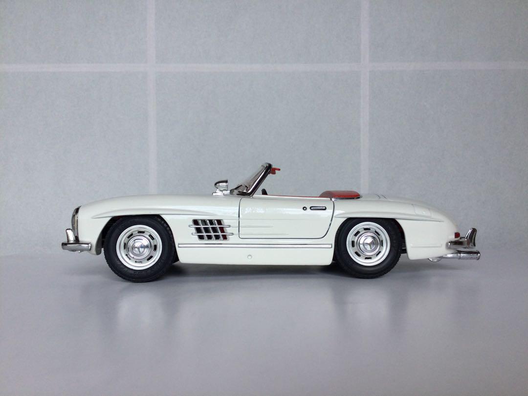 ブラーゴ製　メルセデスベンツベンツ300SL