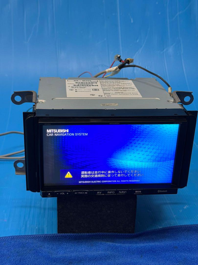三菱　エレクトリック 7型NR-MZ50 フルセグ DVD Bluetooth