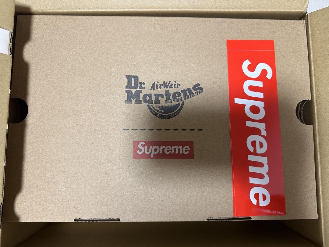 Supreme × Dr.Martens StuddedPentonLoafer