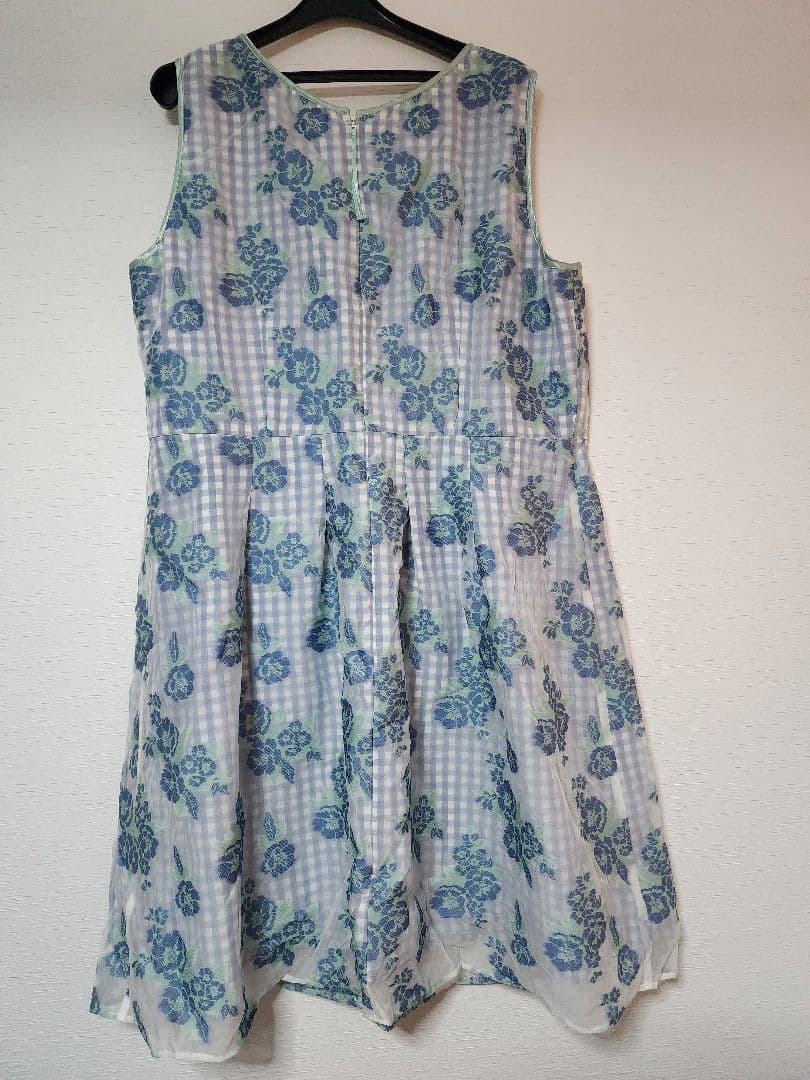 美品　ローズティアラ　大きいサイズ(46)　ワンピース⑧