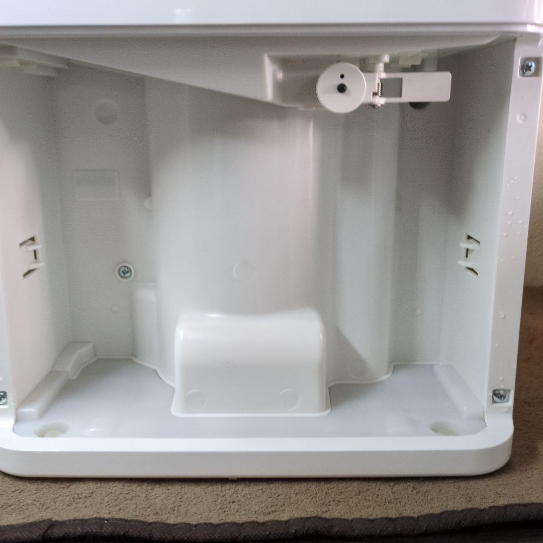 アイリスオーヤマ 衣類乾燥除湿機 コンプレッサー式　DCE-6515