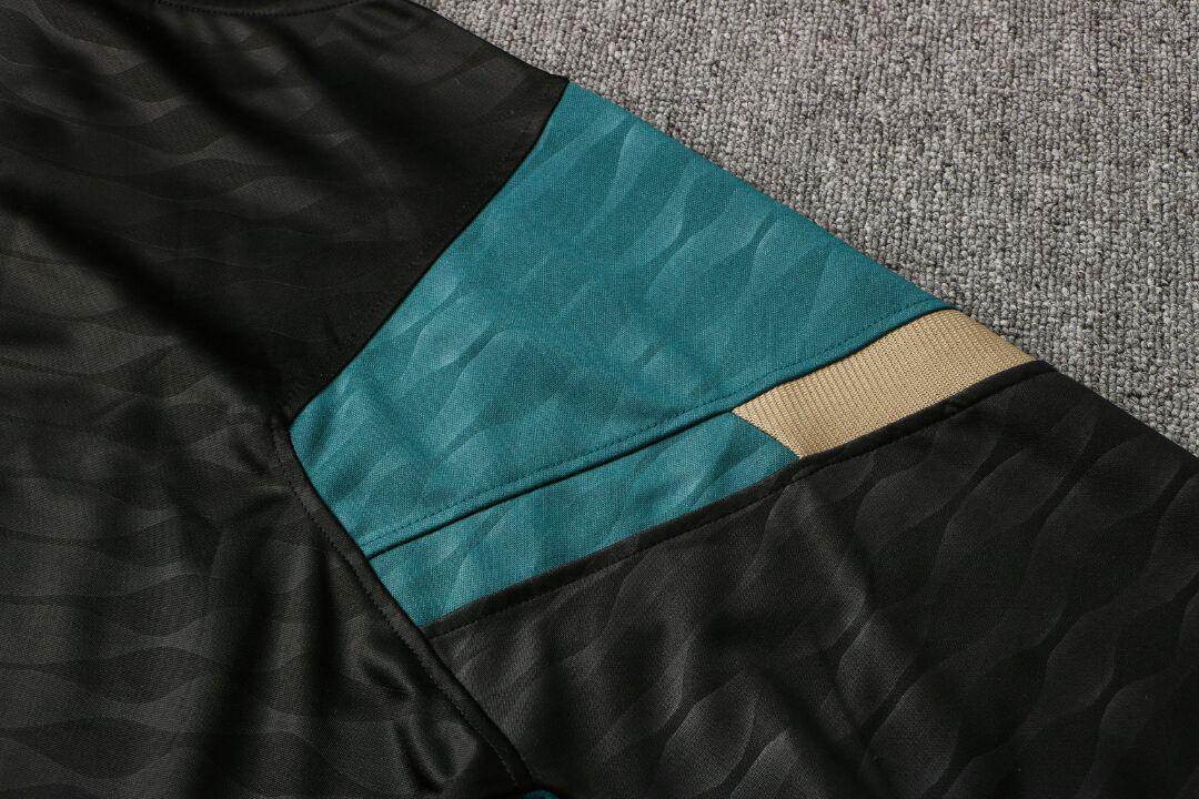 HOT大人気 21 22リバプールハーフジップトレーニングスーツ 上下 XL GI14m-m30253941488 好評得価