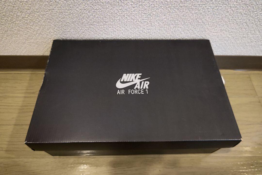 NIKE AIR FORCE 1 HIGH ´07 LV8 新品 未使用品