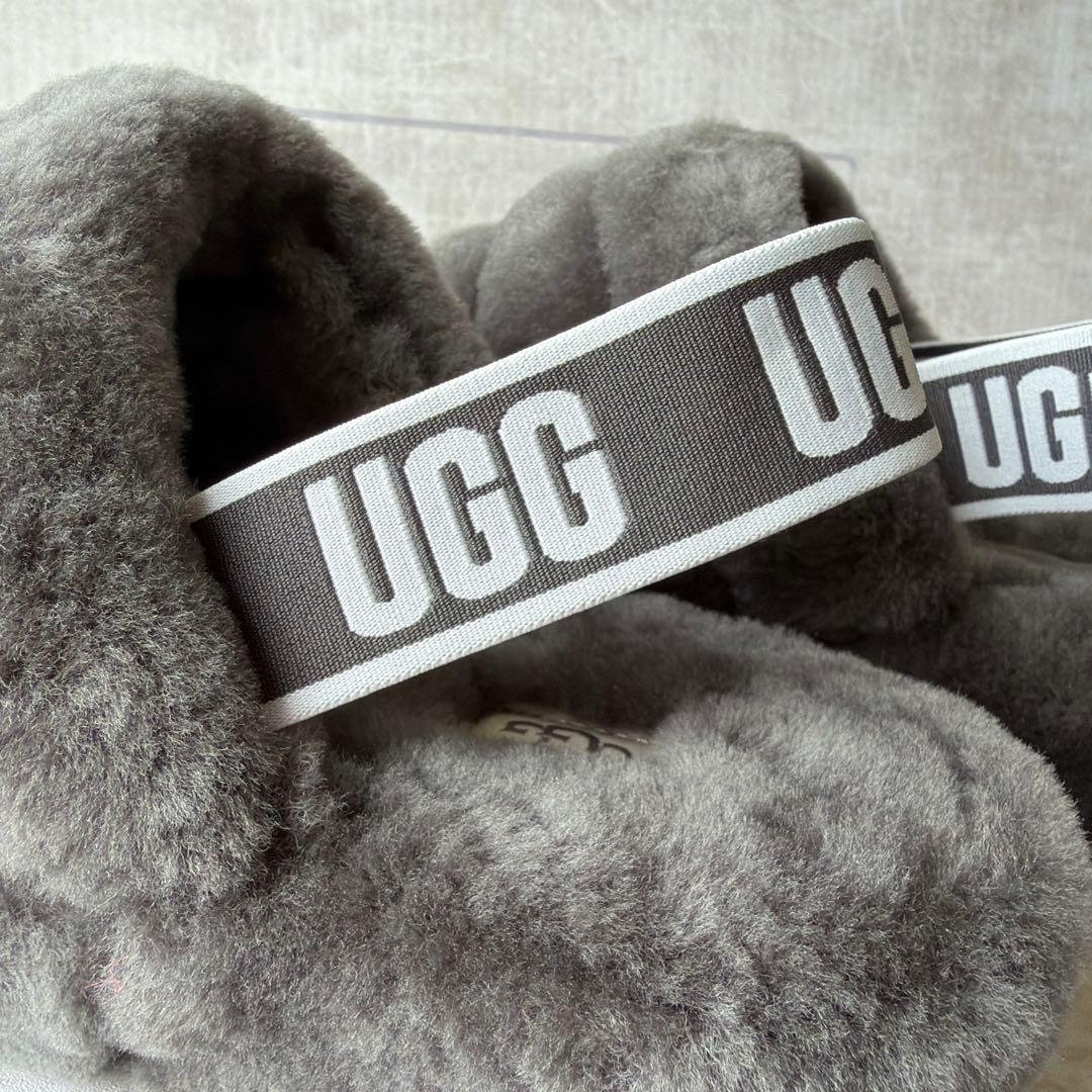 ⭐️未使用⭐️UGG アグ フラッフイヤー スライド サンダル 25cm