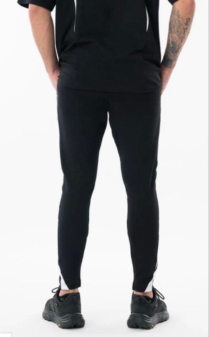 CRONOS ブラック ジョガーパンツ CRONOS ブラック ジョガーパンツ