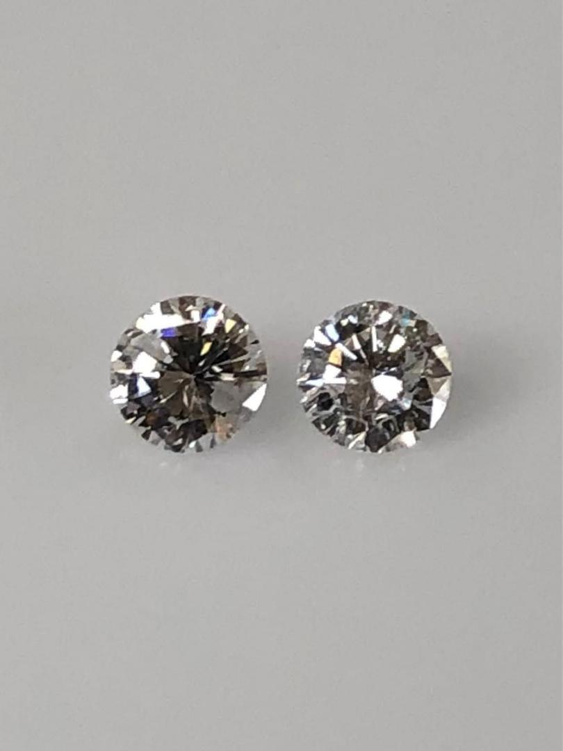 PT天然ダイヤモンドピアス　計0.2ct UP 鑑定書付き