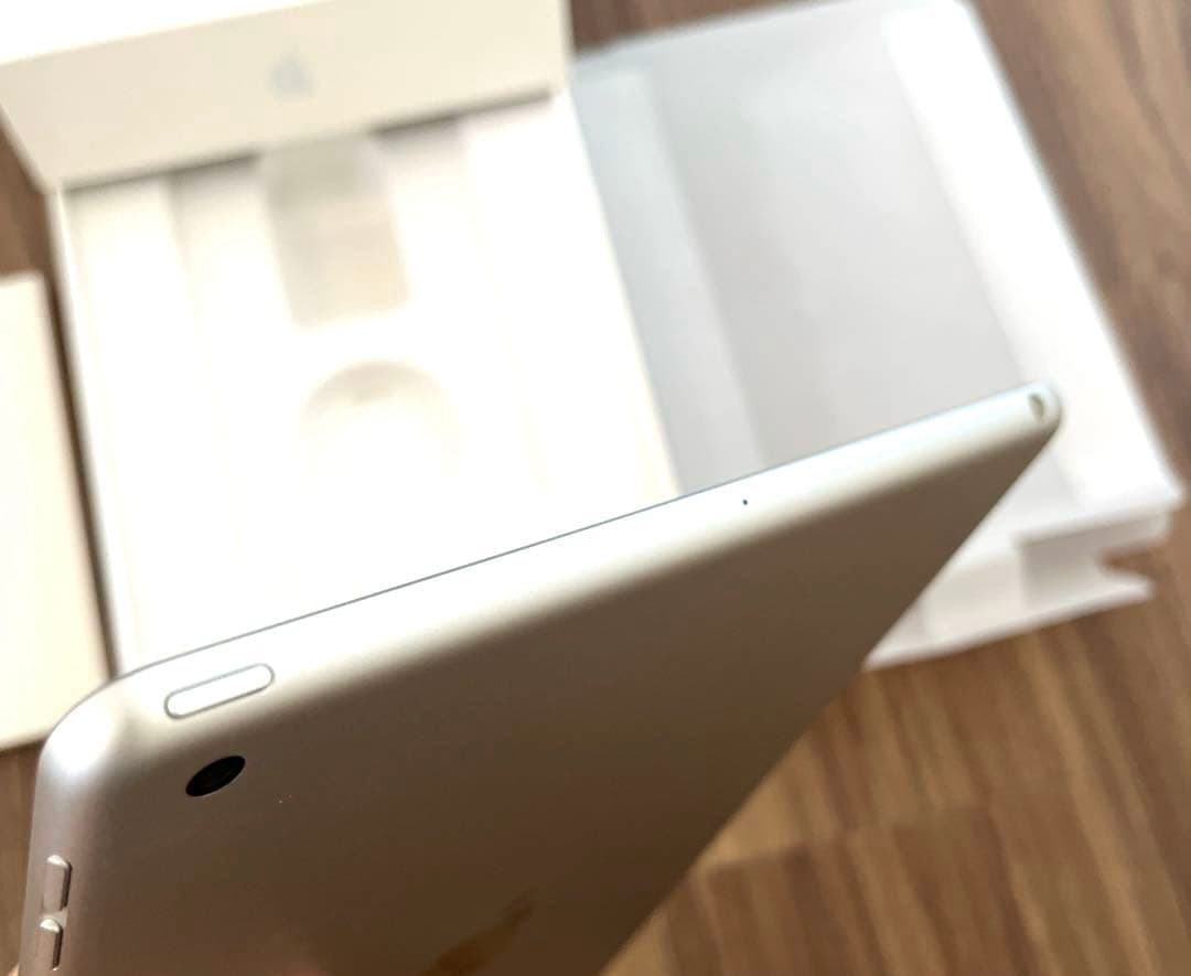 iPad 第9世代 Wi-Fi 64GB Silver バッテリー97%