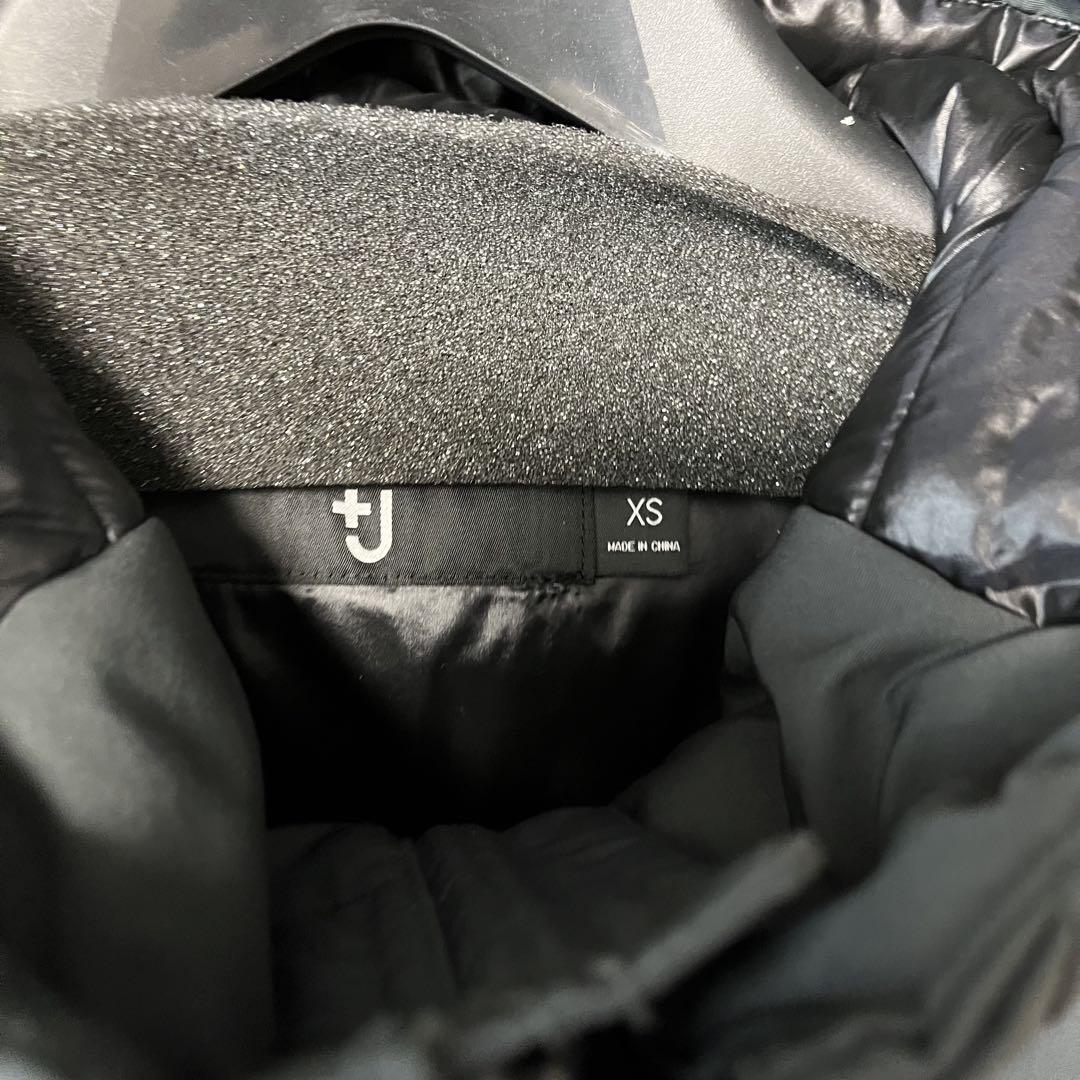 ユニクロ +J ハイブリッドダウンオーバーサイズパーカ　ダークグリーン