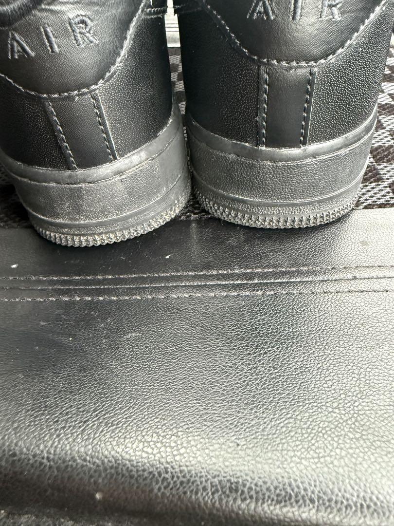 Nike Air Force 1 ブラックスニーカー
