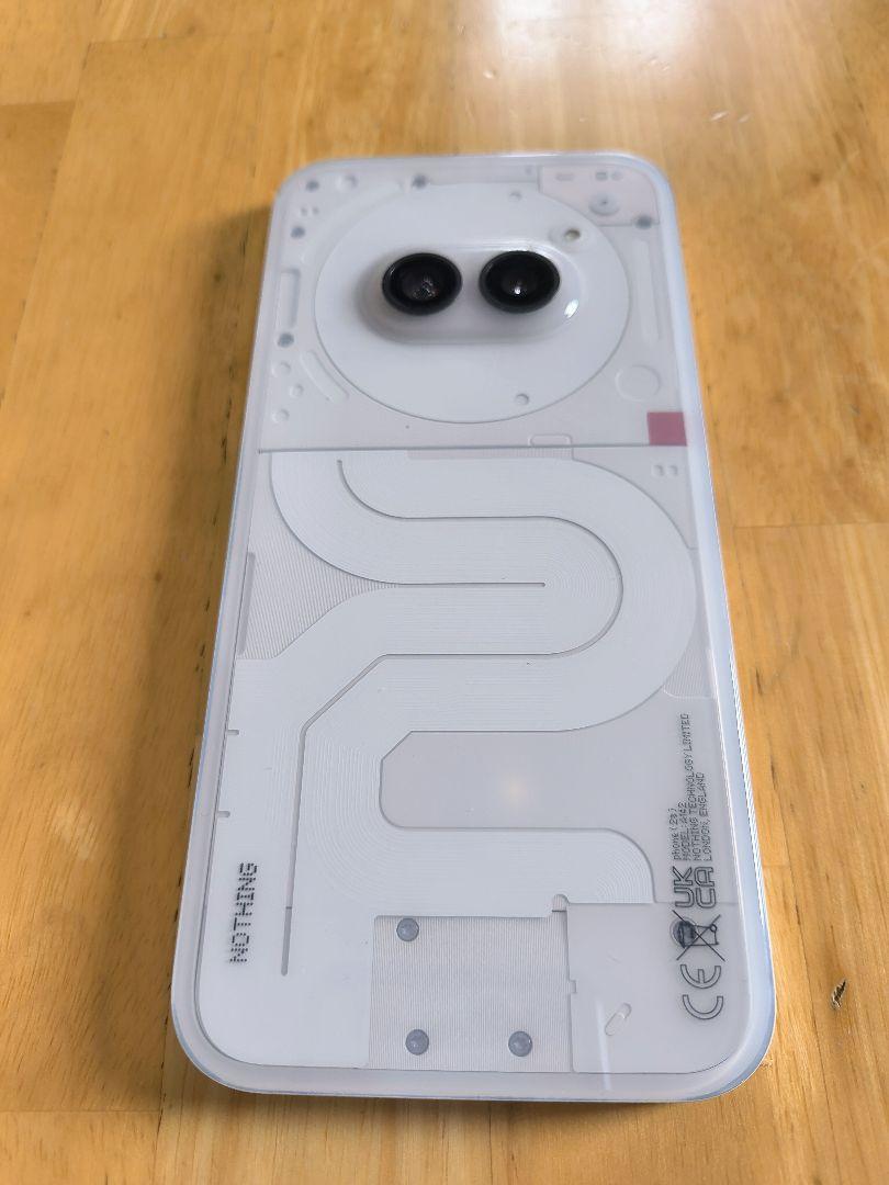 Nothing Phone (2a) ホワイト 中古品 Nothing Phone (2a) 5G 256GB + 12GB RAM Dual-SIM Android 14