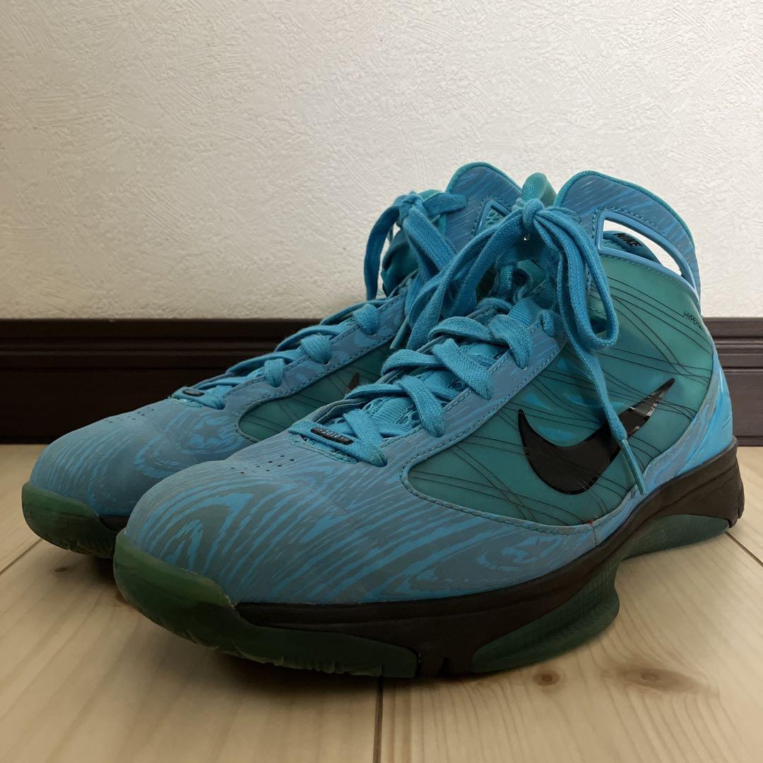NIKE HYPERIZE