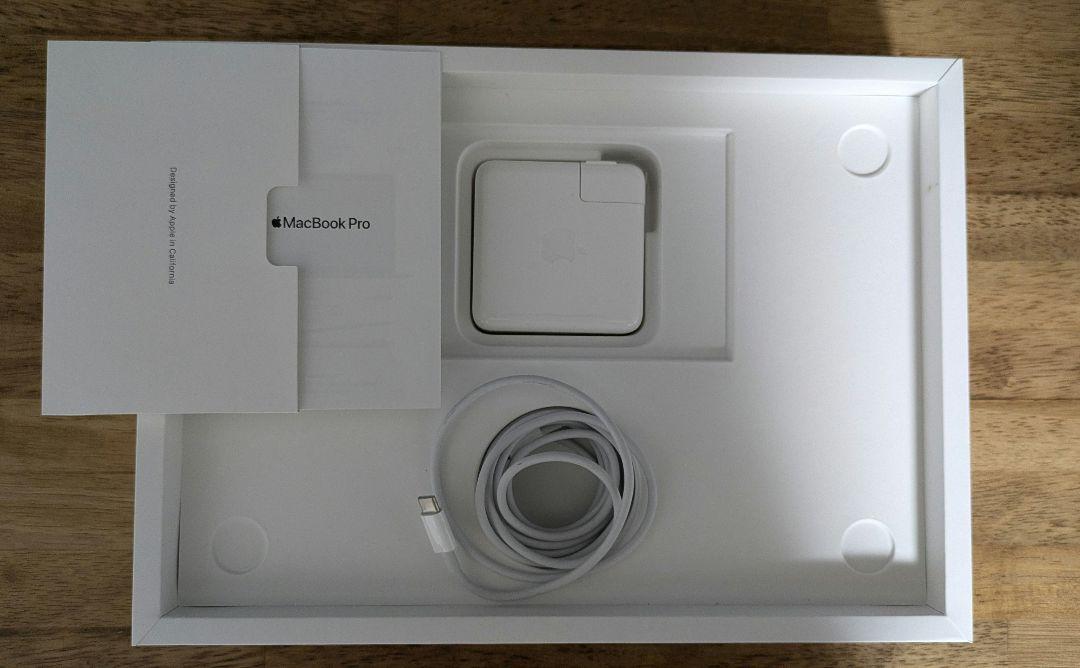 MacBook Pro 2020年 16GB 1TGB 13インチ MWP52J