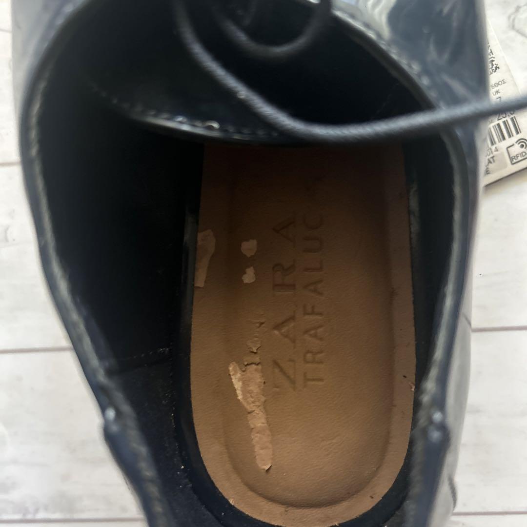 新品 ZARA ネイビー エナメル シューズ