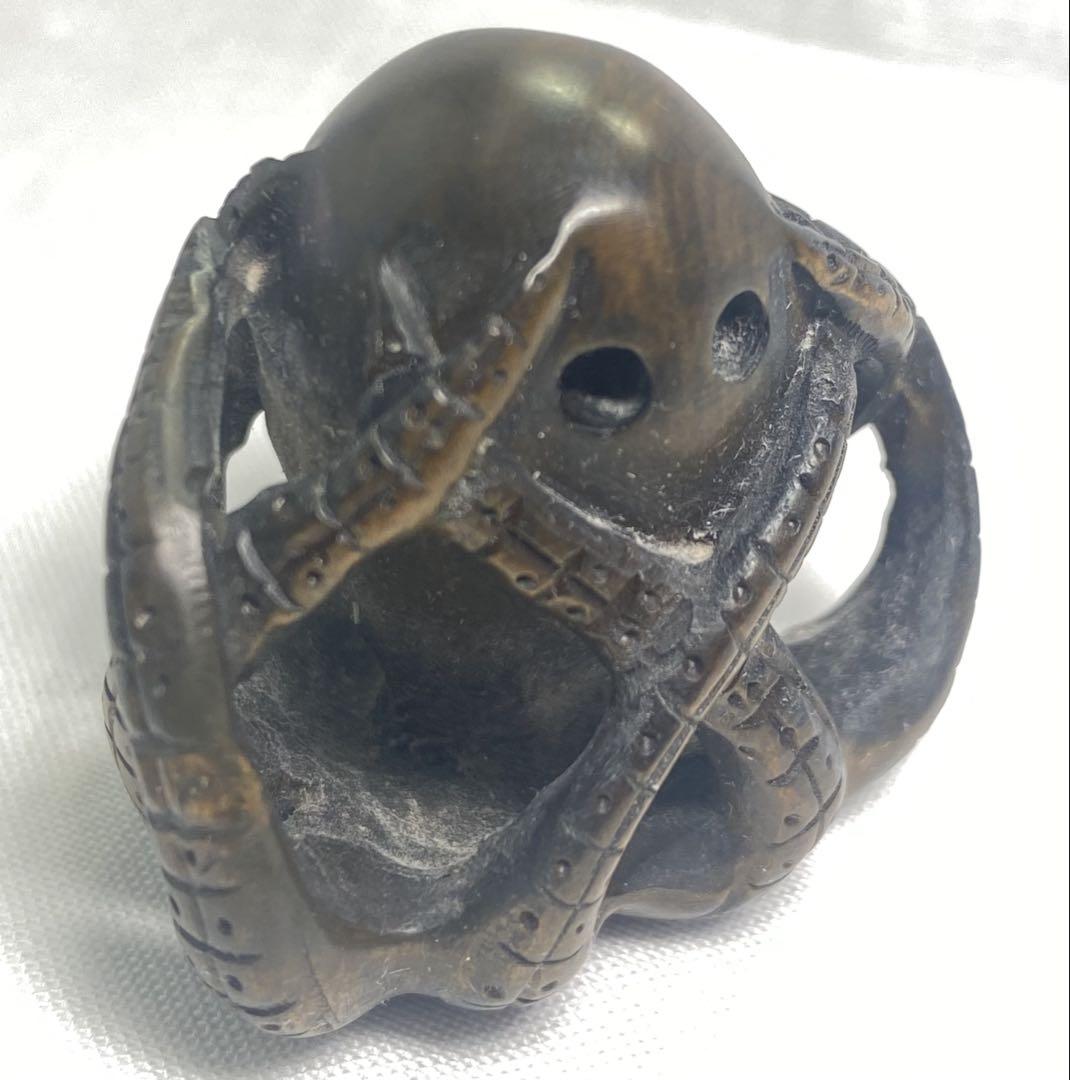 根付柘植 タコの彫刻 黄楊繊細彫刻 置物 木製 - メルカリ