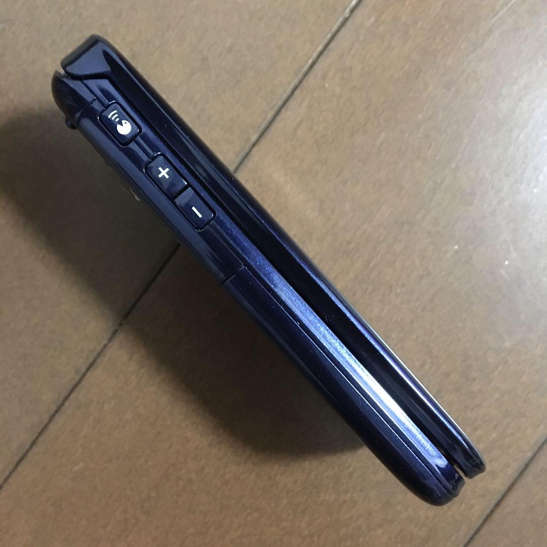 美品 ドコモ docomo F-08C らくらくホン ガラケー m6w4010