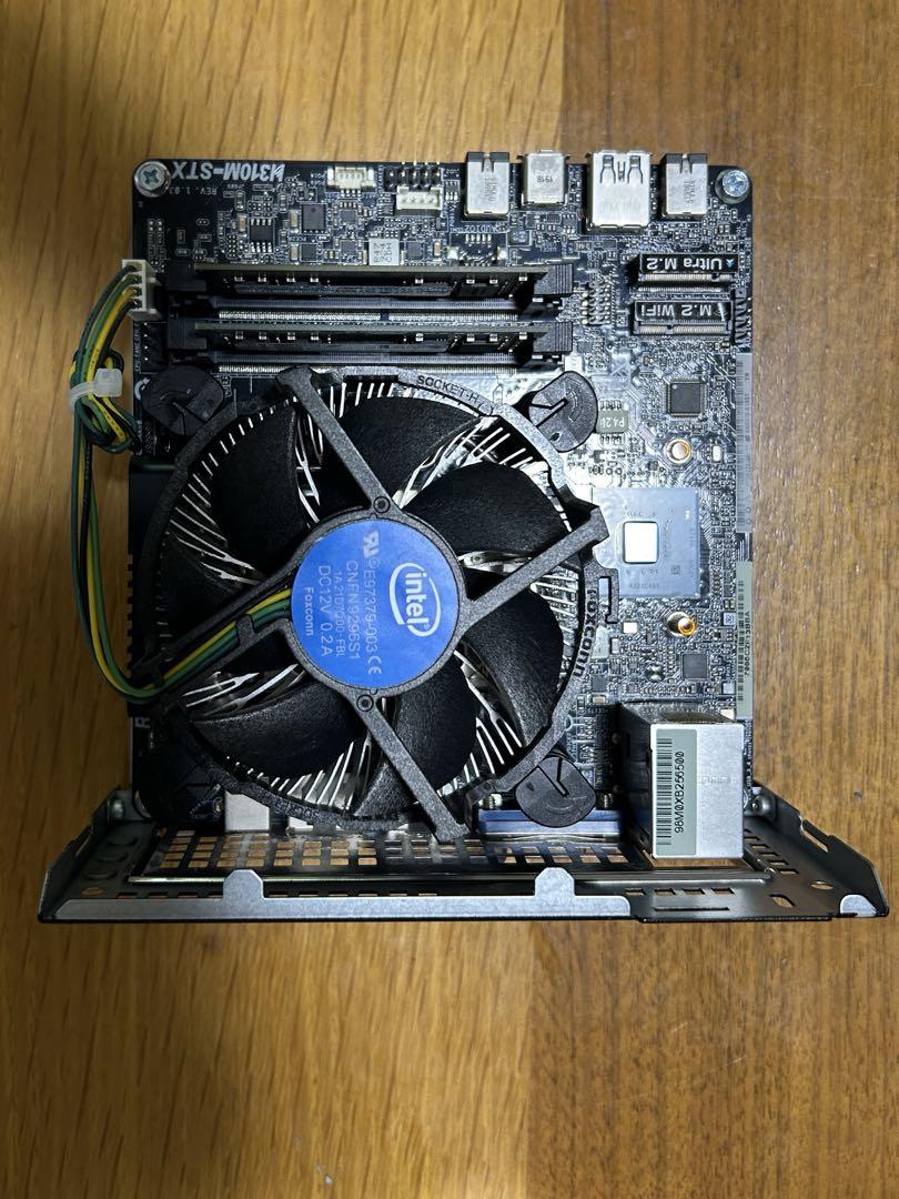 ミニPC ASRock DeskMini 310/B/BB/JP Core i3 8100