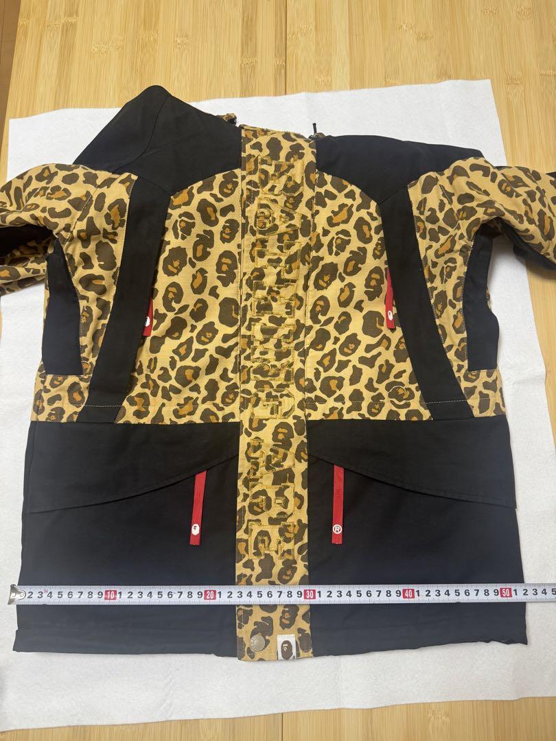 A BATHING APE ヒョウ柄スノボジャケット