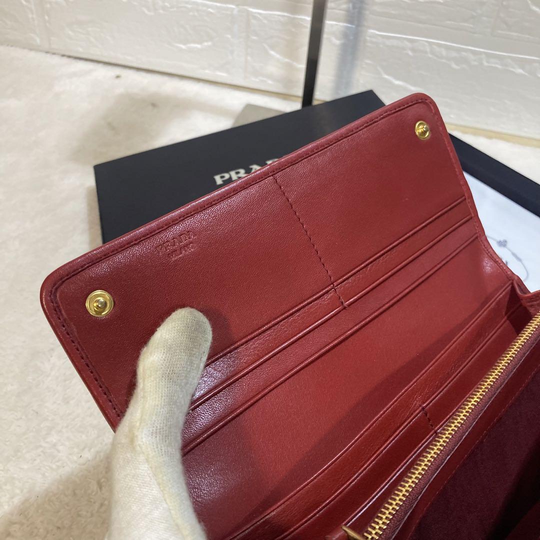 ！新品！　PRADA プラダ　ナイロン　長財布　レザー