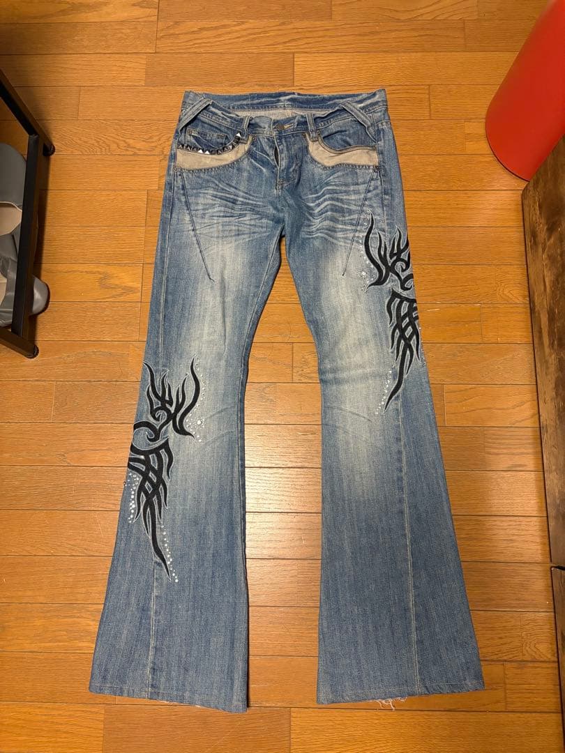 TORNADO MART archive flare denim