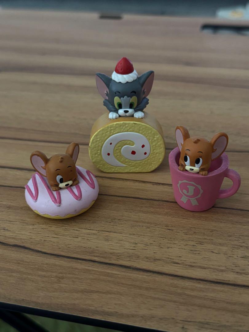 トムとジェリー フィギュアセット 3体 - メルカリ
