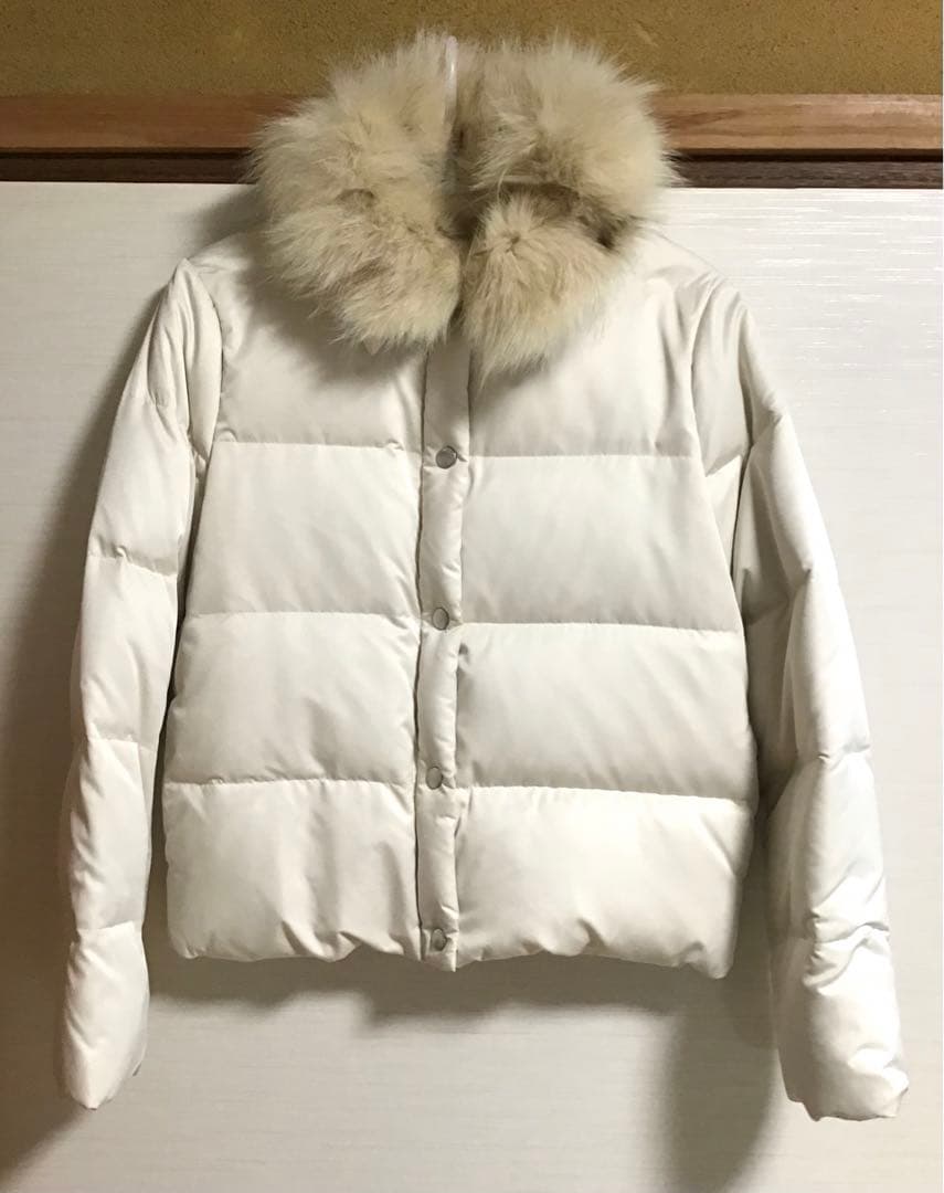 リアルファー 付き ダウンジャケットS・NATURAL BEAUTY