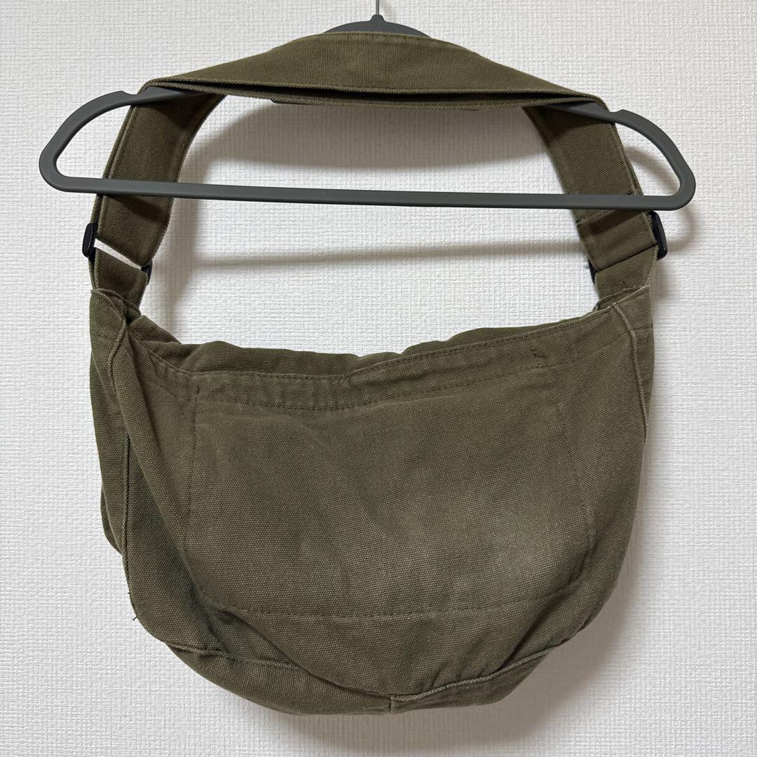 オリーブグリーン ショルダーバッグ キャンバス - メルカリ