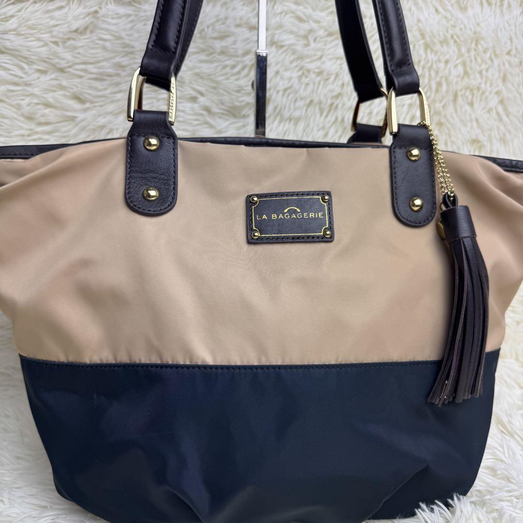 LA BAGAGERIE ラバガジュリー　ショルダーバッグ 2WAY 金具 A4バッグ