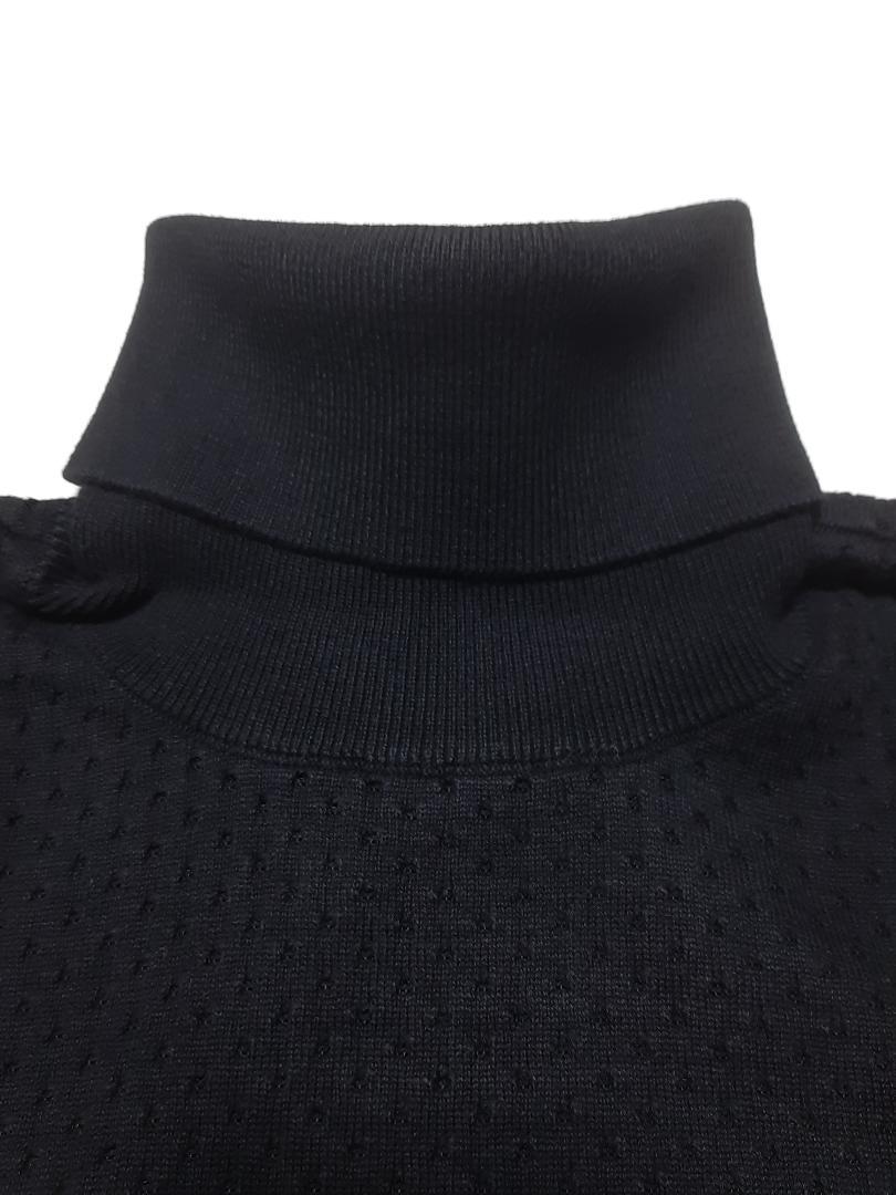 【新品】アルマーニエクスチェンジ　メンズ・黒タートルネックニット　XL・52相当