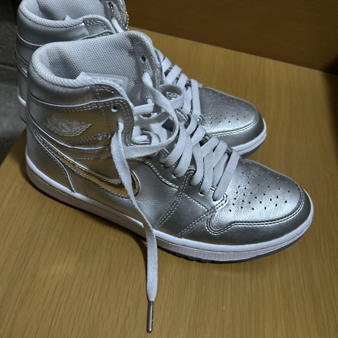 Nike Air Jordan 1 シルバー ハイカット バスケットボール