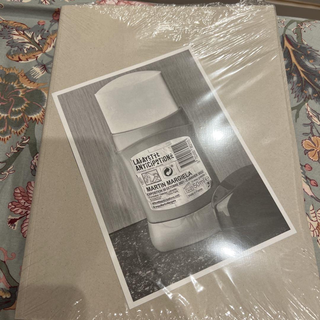 アート・デザイン・音楽 MARTIN MARGIELA LAFAYETTE ANTICIPATIONS