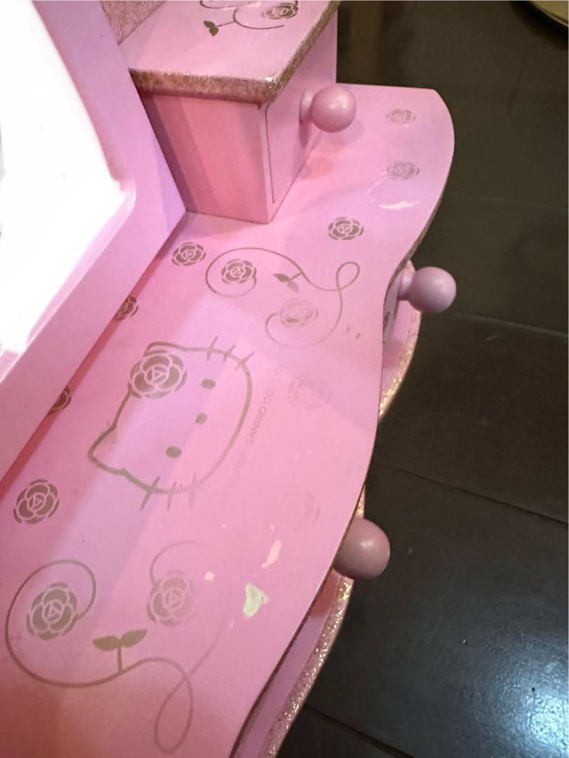 Hello Kitty ハローキティ 鏡付きドレッサー - メルカリ