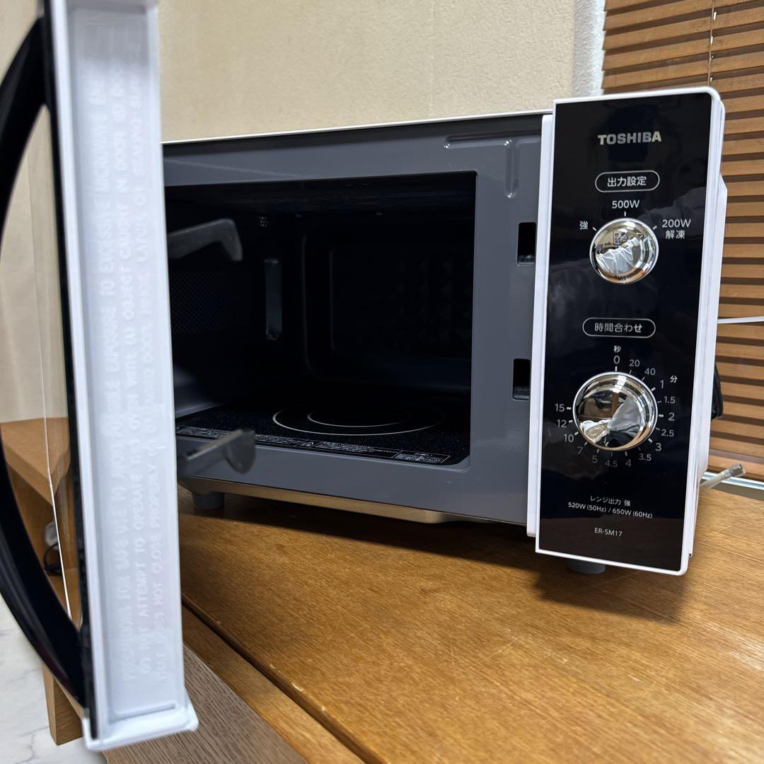 美品 TOSHIBA 2019年製 単機能電子レンジ 庫内フラット Hzフリー