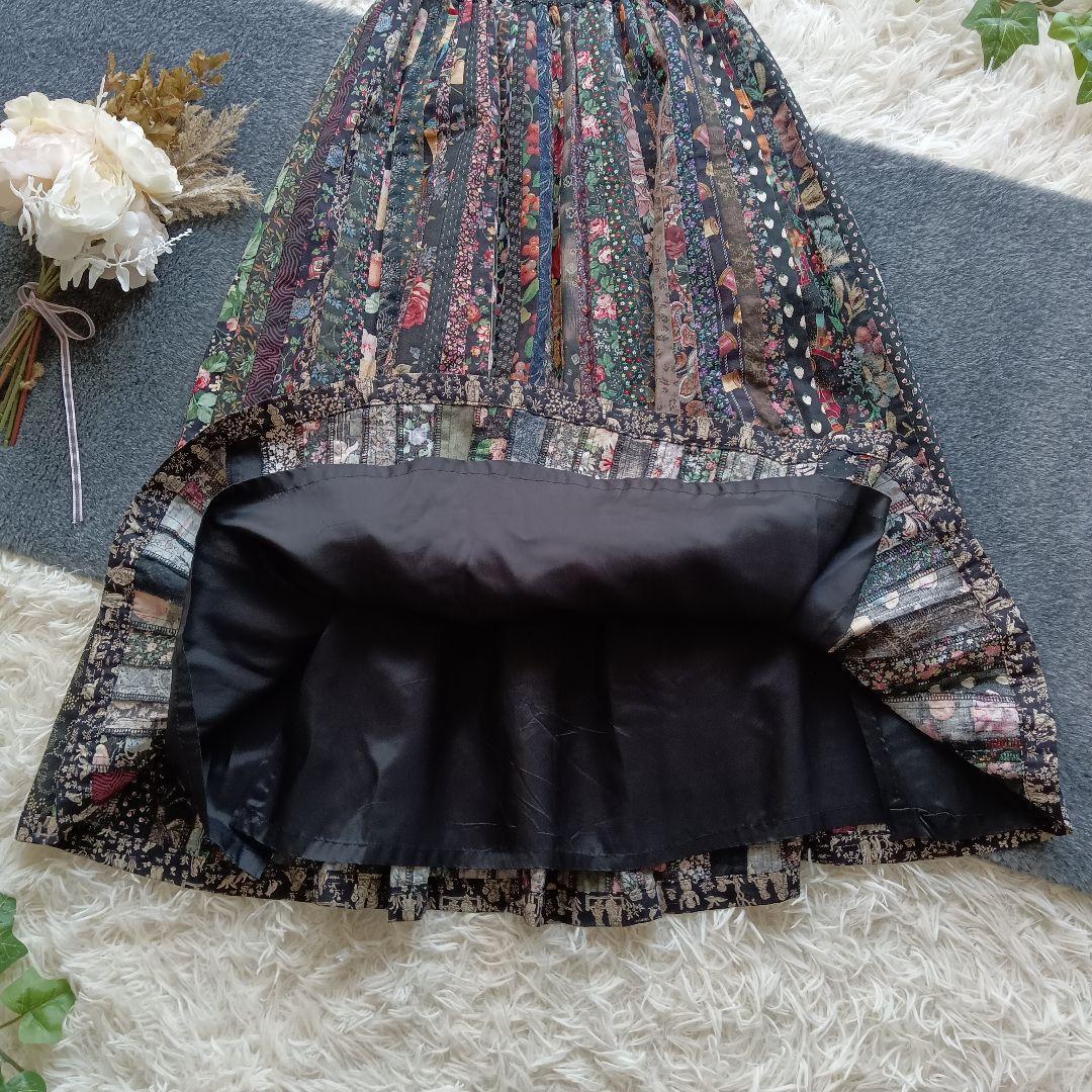 MORIOKASACHIKOモリオカサチコ　花柄パッチワークフレアスカート 美品》モリオカサチコ 再構築ロングスカート パッチワーク