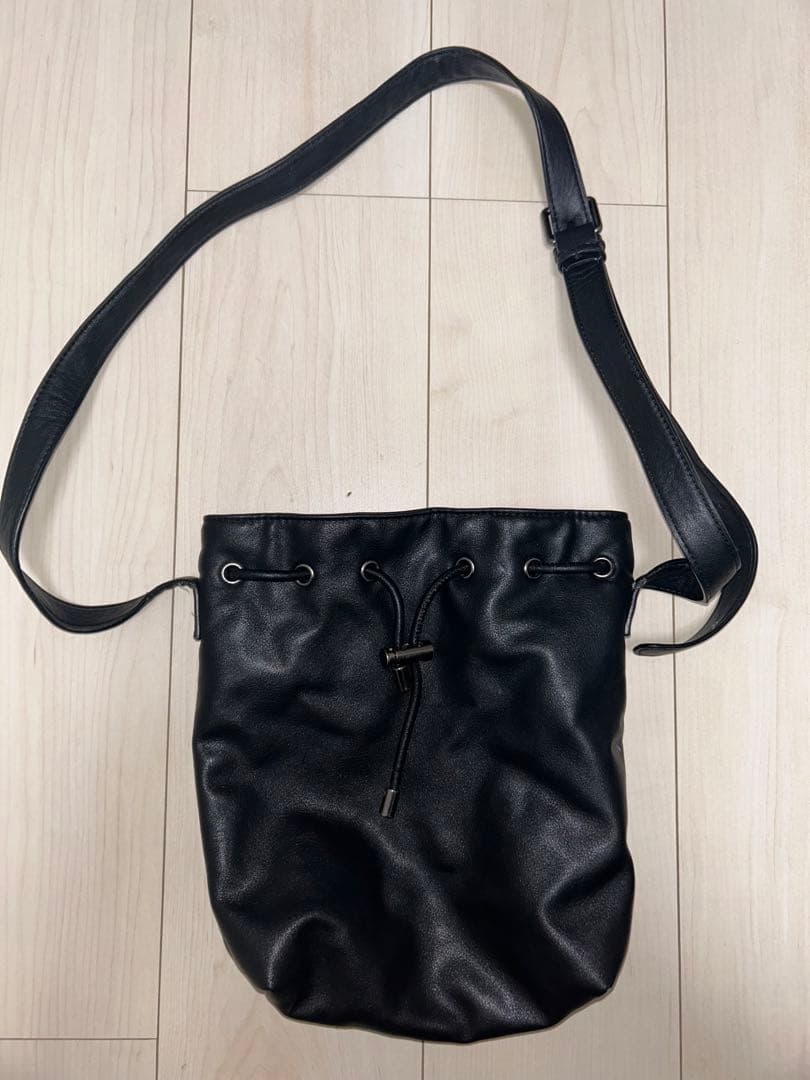 ZARA メンズ クロスボディ バケットバッグ