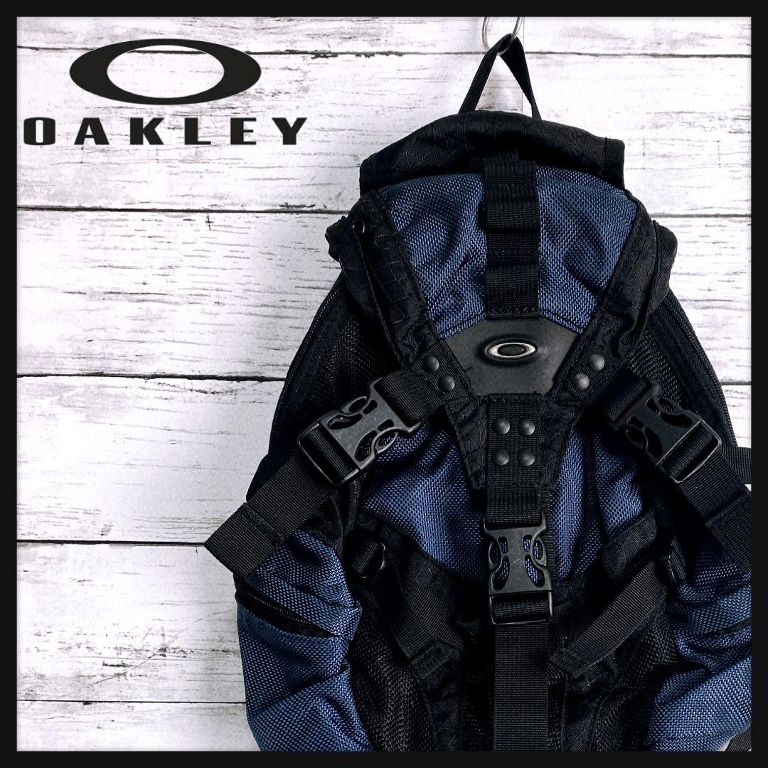【Oakley 】リュックサック スモールバックパック 紺