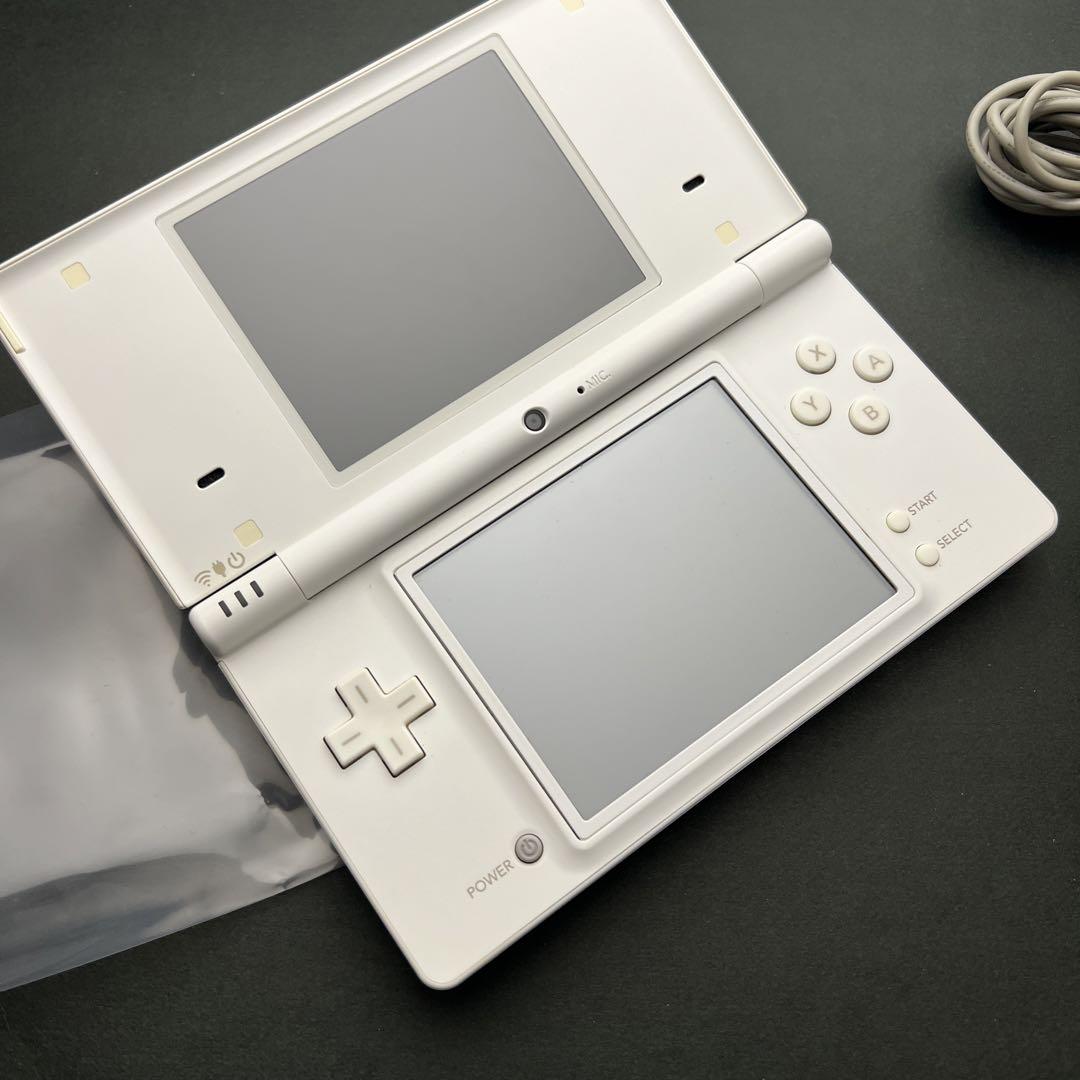 人気商品は 希少 任天堂 Nintendo DSi FF クリスタルクロニクルver 美品 Nintendo Switch