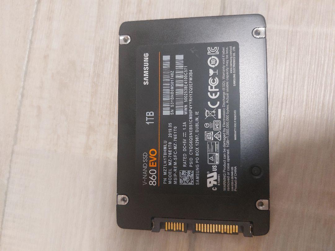 Samsung 860 EVO 1TB SSD 2.5インチ